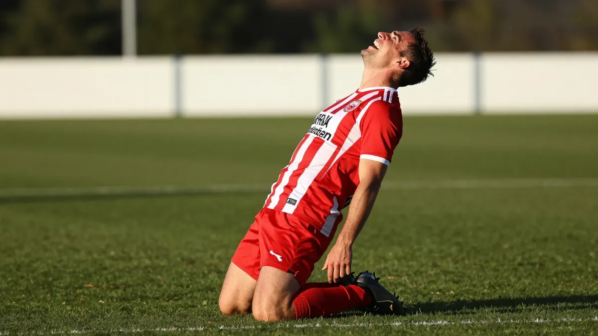 Andros Townsend has recalled a humorous pitch-roller incident from a past trip to Stoke City, who are currently seventh...